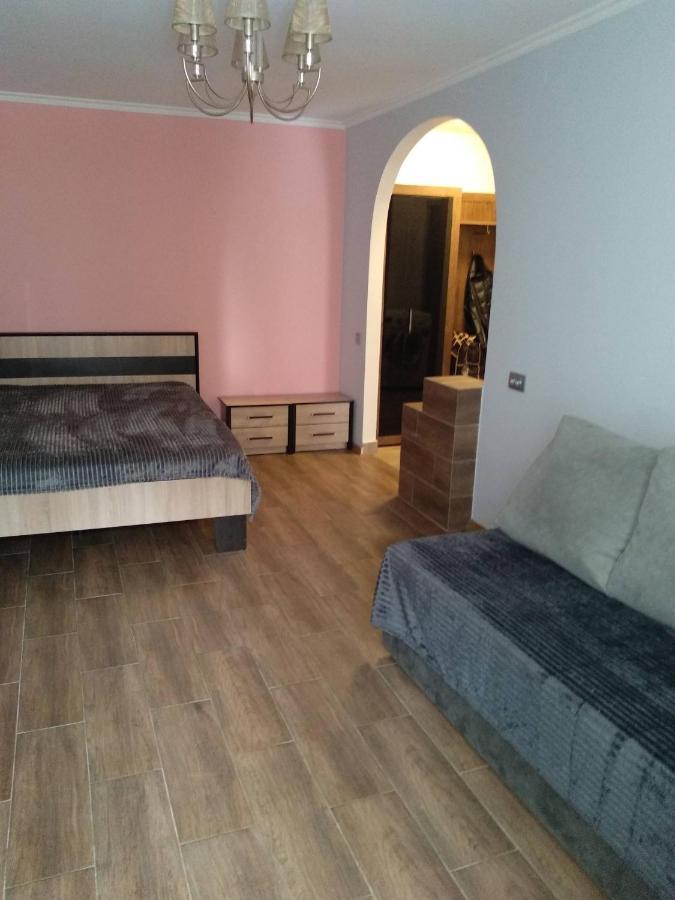Apartment In The Center Iwano-Frankiwsk Exterior foto