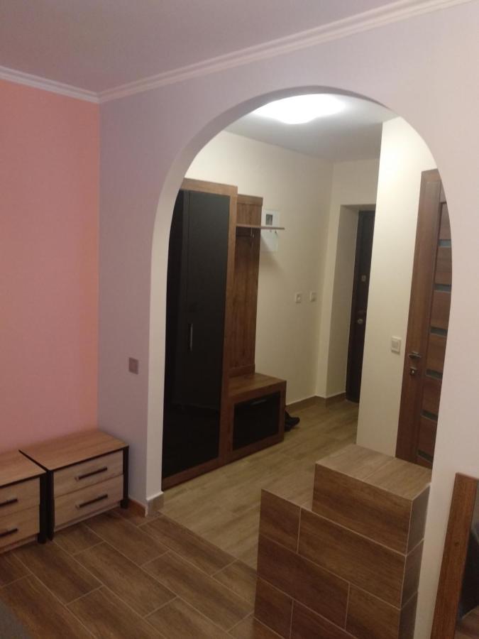 Apartment In The Center Iwano-Frankiwsk Exterior foto