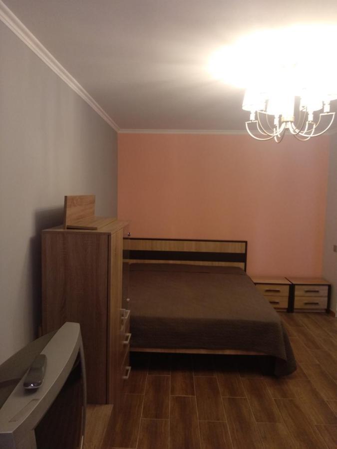 Apartment In The Center Iwano-Frankiwsk Exterior foto